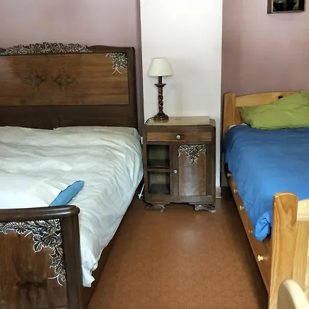 Hosting Maison La Place Merens-les-Vals