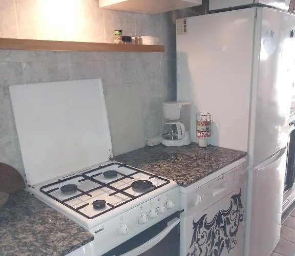 Hosting Maison La Place * Merens-les-Vals